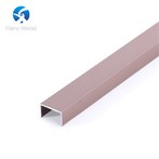 Borduri în formă de U